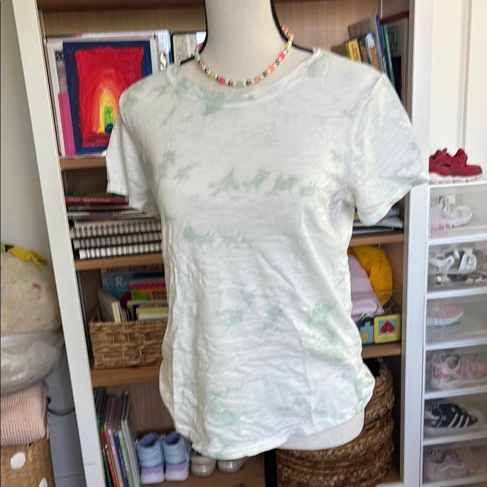 Old Navy Cream Short Sleeve T-Shirt with Textured Design